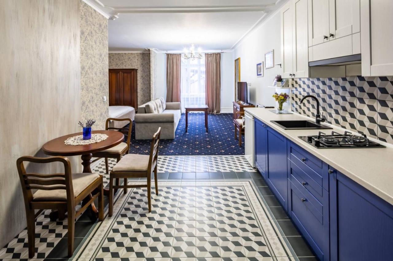 Руська, 4 Apartment Лвив Екстериор снимка